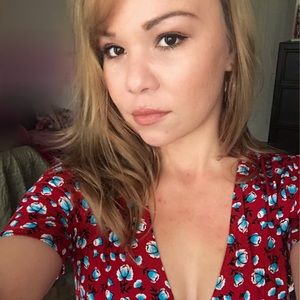 Meet your Posher, Luna